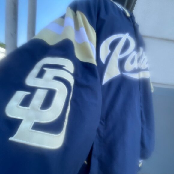 Men's XL Vintage Reversible San Diego Padres Bomber Jacket - Picture 5 of 16